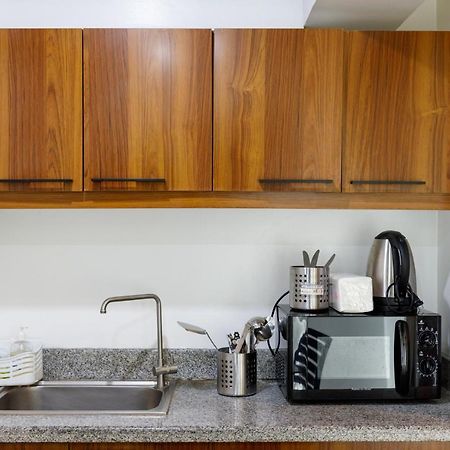 5880 Enriquez Residences Μανίλα Εξωτερικό φωτογραφία