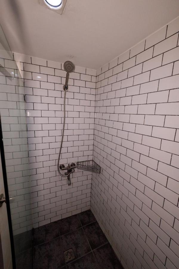 5880 Enriquez Residences Μανίλα Εξωτερικό φωτογραφία