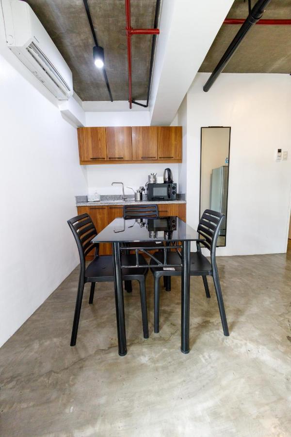 5880 Enriquez Residences Μανίλα Εξωτερικό φωτογραφία
