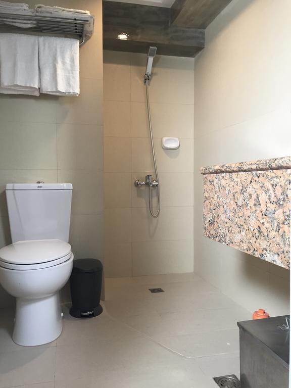 5880 Enriquez Residences Μανίλα Εξωτερικό φωτογραφία